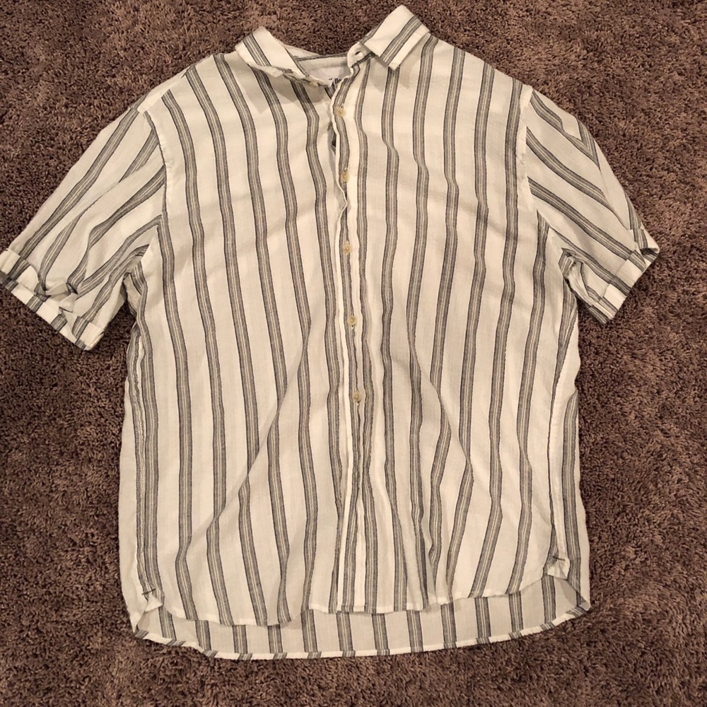 🔥 GOODFELLOW AND CO BUTTON UP!